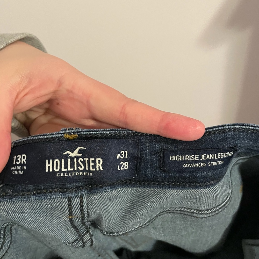 Dark Wash Hollister Super Skinny Jeggings